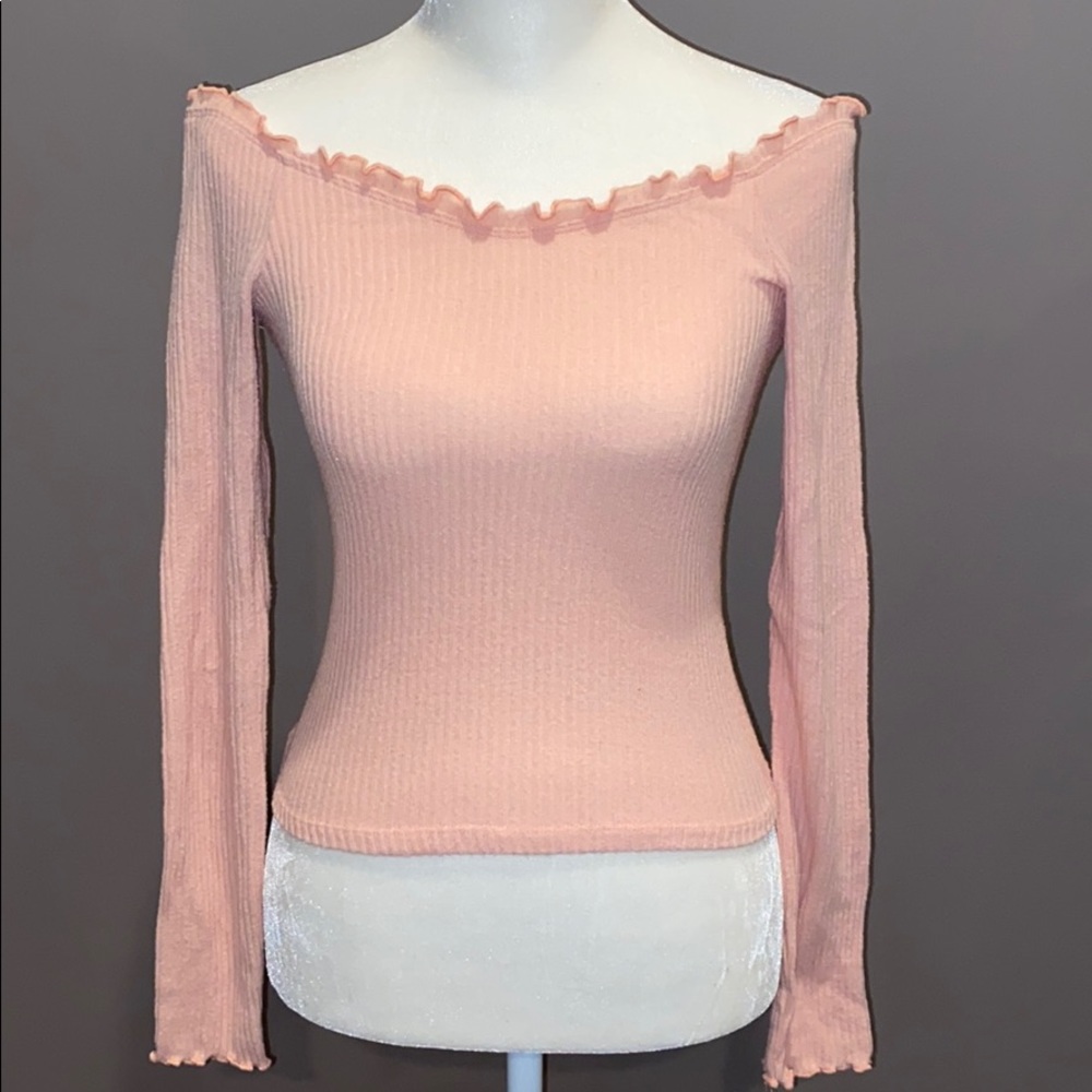 Abercrombie Off-Shoulder Ruffle Lined Crop Top